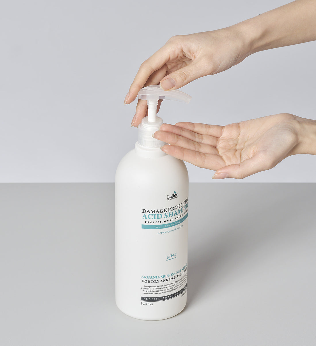 LADOR Damage Protector Acid Shampoo, 900ml